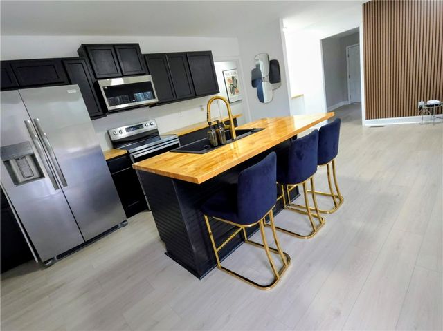 226 Holder Street, Pickens, SC 29671