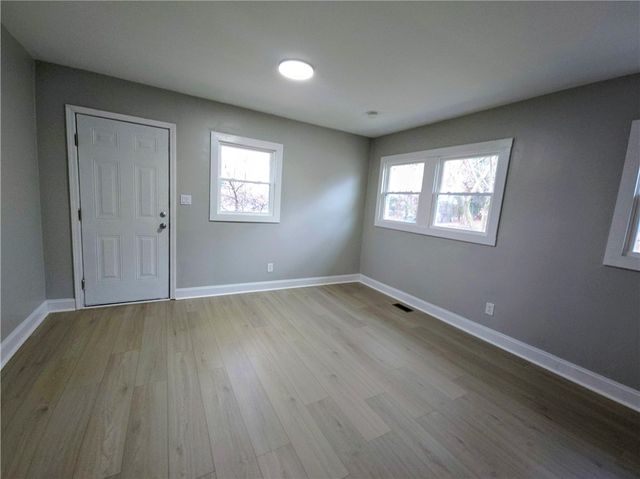 226 Holder Street, Pickens, SC 29671