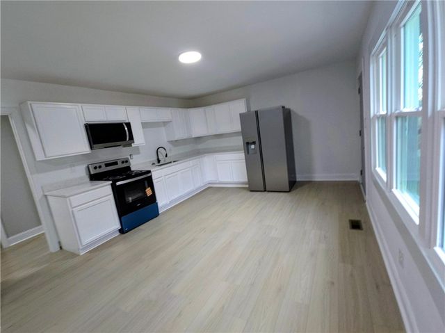 226 Holder Street, Pickens, SC 29671