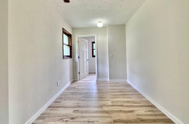 2658 6th Avenue E, North Saint Paul, MN 55109