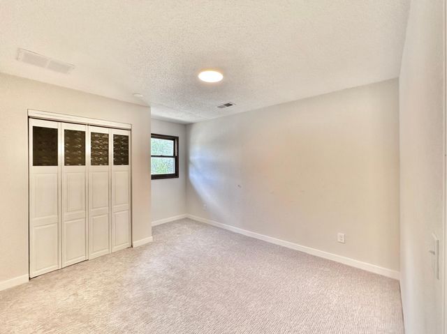 2658 6th Avenue E, North Saint Paul, MN 55109