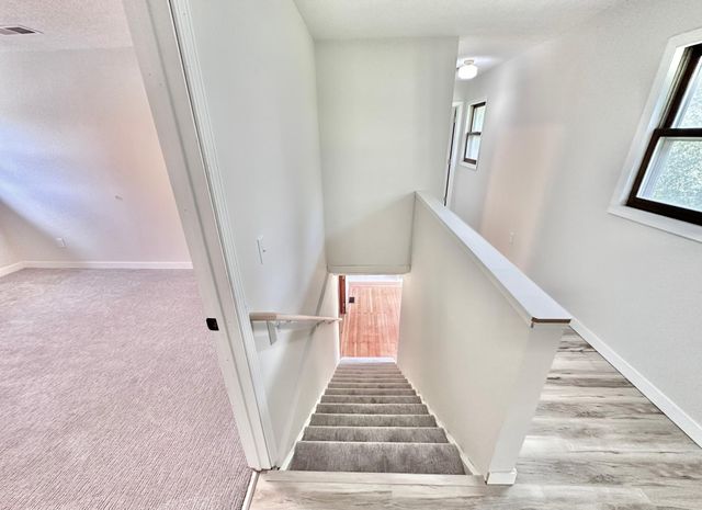 2658 6th Avenue E, North Saint Paul, MN 55109