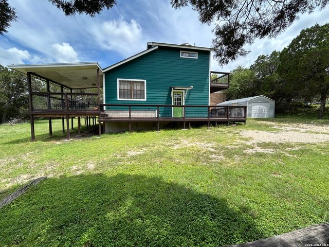 144 N SCENIC LOOP, Canyon Lake, TX 78133