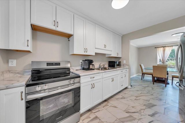 139 Dalewood LN, Rocky Mount, VA 24151