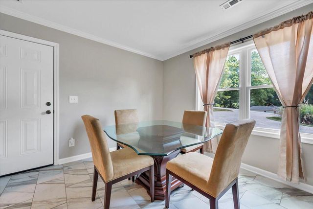139 Dalewood LN, Rocky Mount, VA 24151