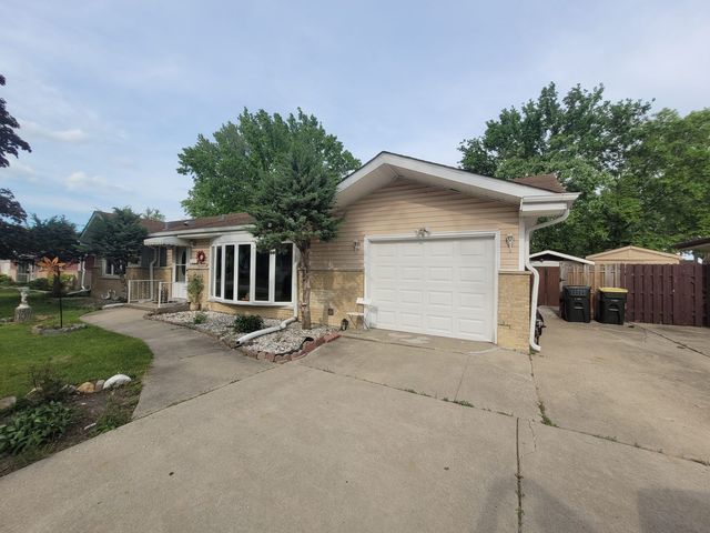 9425 MARGAIL Avenue, Des Plaines, IL 60016