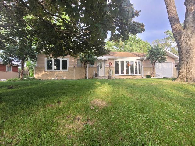 9425 MARGAIL Avenue, Des Plaines, IL 60016