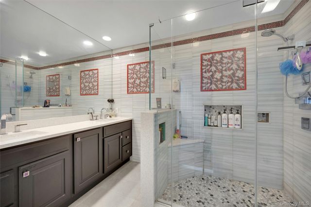 1102 Pondside Drive, White Plains, NY 10607