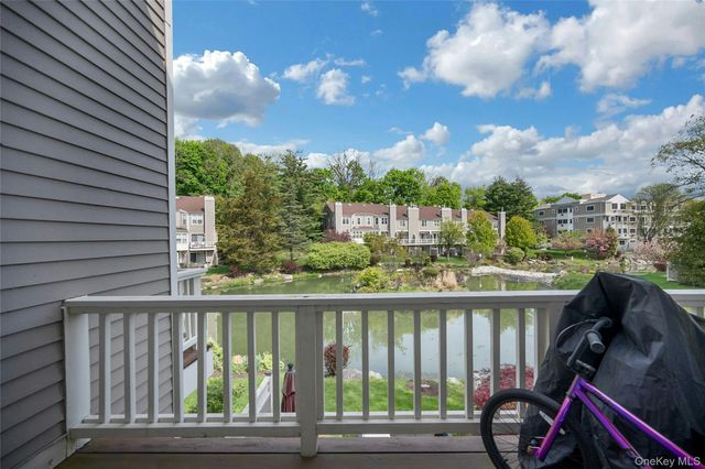 1102 Pondside Drive, White Plains, NY 10607