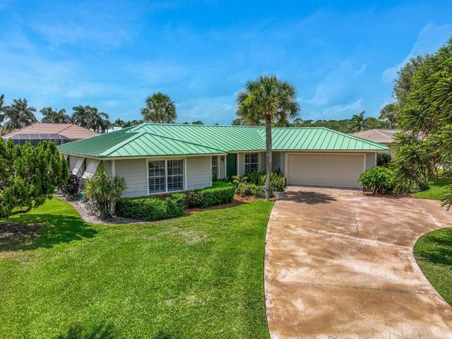 8502 SE Royal Street, Hobe Sound, FL 33455