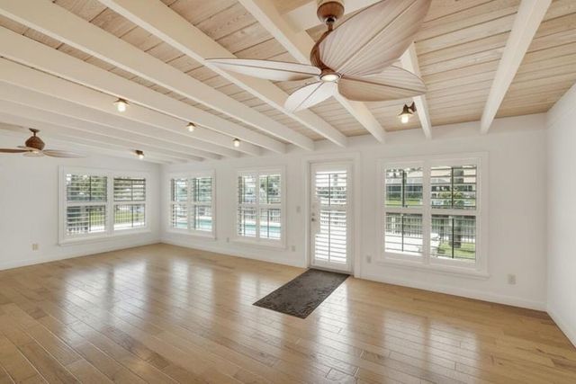 8502 SE Royal Street, Hobe Sound, FL 33455