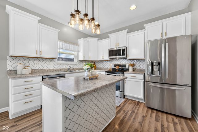 4372 Stubbington Lane, Indianapolis, IN 46239