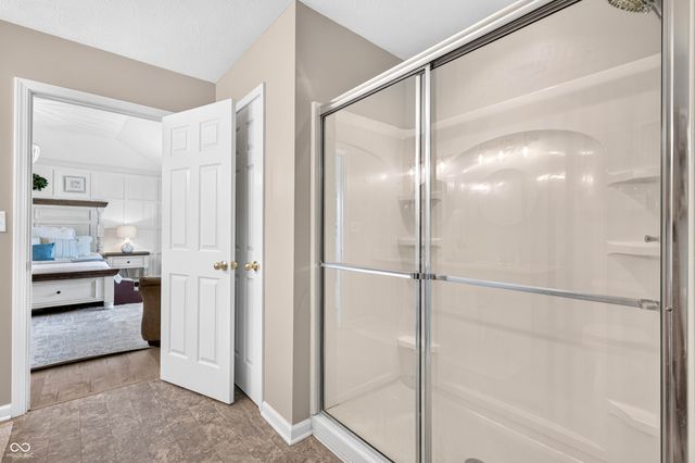 4372 Stubbington Lane, Indianapolis, IN 46239