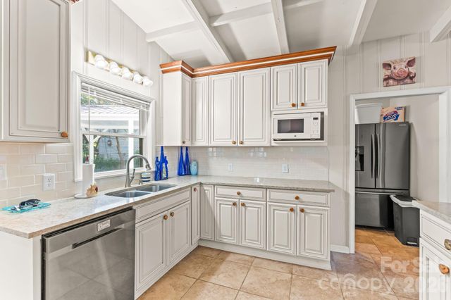 309 Shoreline Drive, Lexington, NC 27292