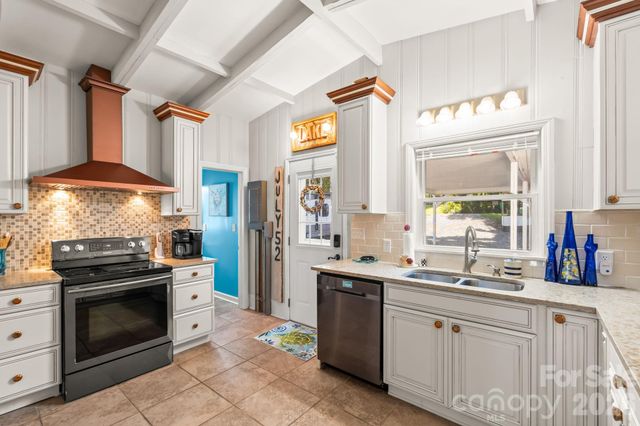 309 Shoreline Drive, Lexington, NC 27292