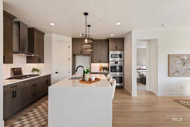 1279 W Malbar St, Meridian, ID 83646