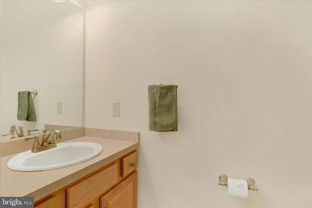 423 PARK VIEW DR, Harrisburg, PA 17110