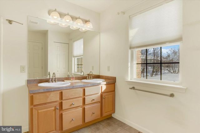 423 PARK VIEW DR, Harrisburg, PA 17110