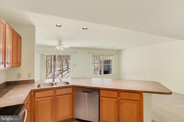 423 PARK VIEW DR, Harrisburg, PA 17110