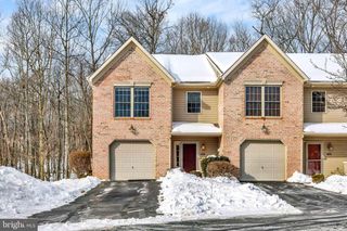 423 PARK VIEW DR, Harrisburg, PA 17110