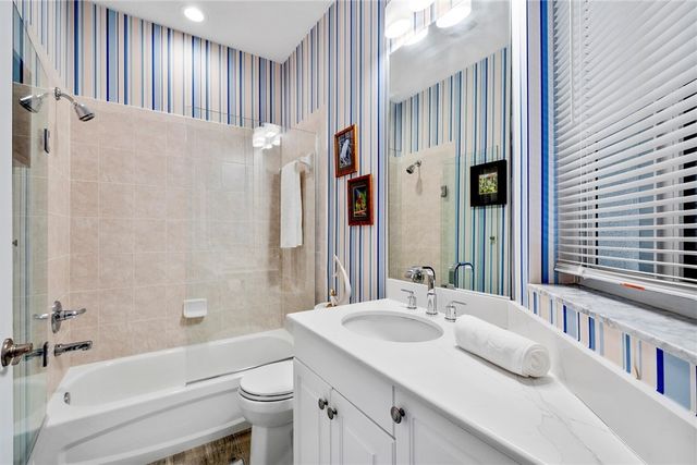 1235 Winding Oaks Circle E 503, Vero Beach, FL 32963