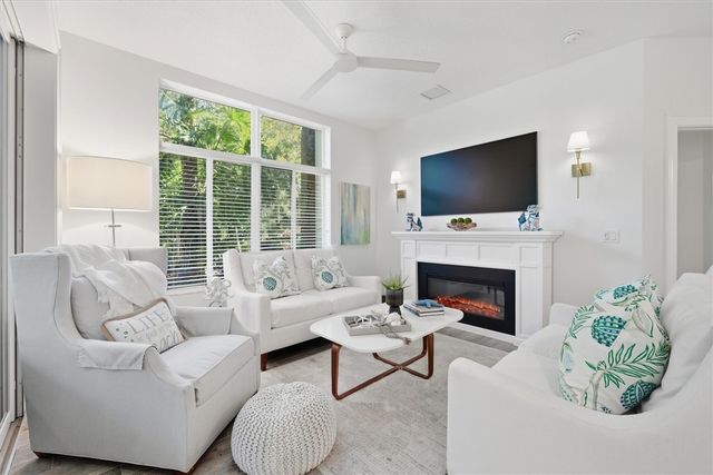 1235 Winding Oaks Circle E 503, Vero Beach, FL 32963