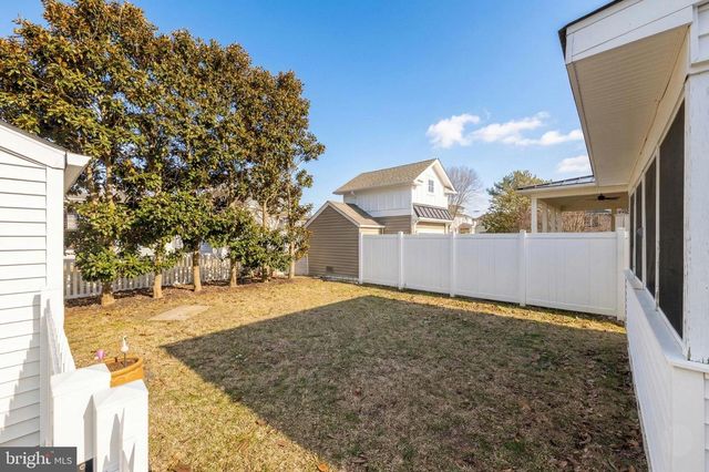 1202 MARYLAND AVE, Cape May, NJ 08204