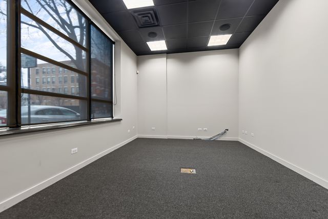 1502 W Chicago Avenue, Chicago, IL 60642