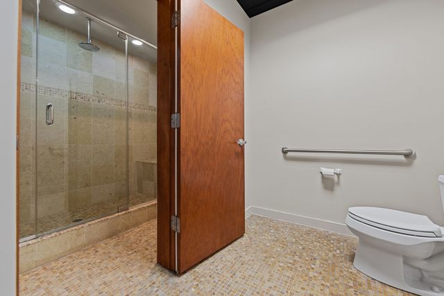 1502 W Chicago Avenue, Chicago, IL 60642