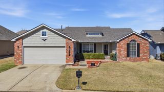 8931 E 62nd Place S, Tulsa, OK 74133