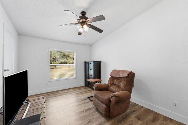 104 Plantation Drive, Waller, TX 77484