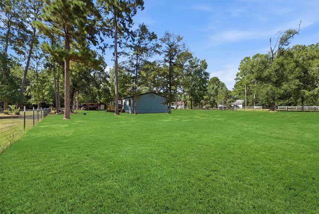 104 Plantation Drive, Waller, TX 77484