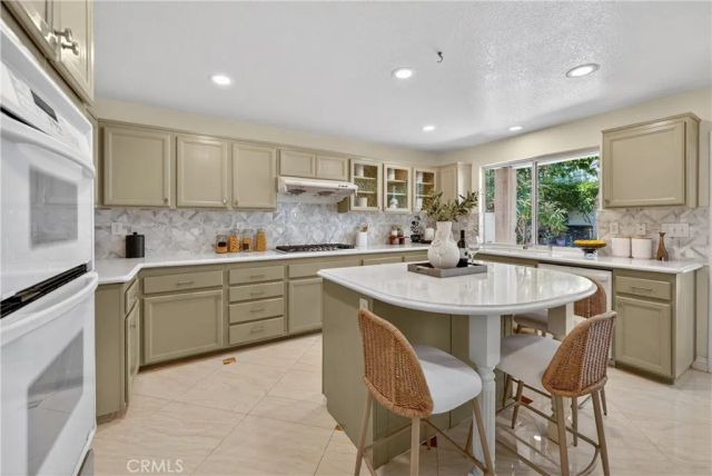 7 Carriage, Irvine, CA 92602