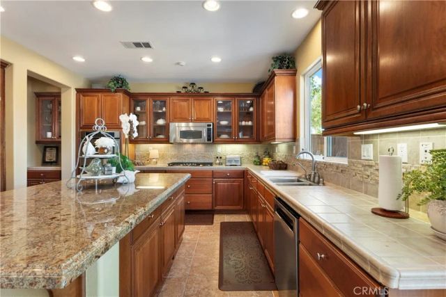 34326 Lamborn, Temecula, CA 92592