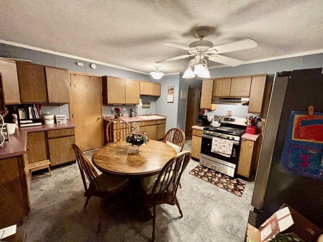 407 Rockport Road, Janesville, WI 53548