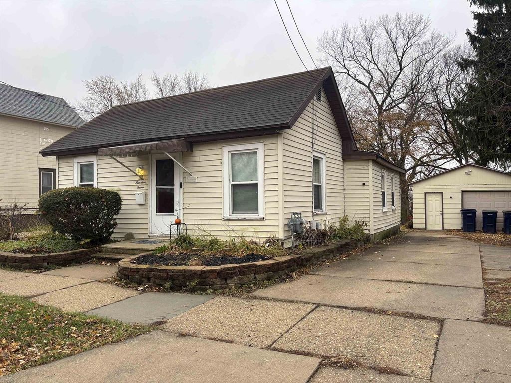 407 Rockport Road, Janesville, WI 53548