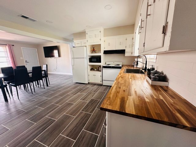 3224 Galaxy Drive, Bossier City, LA 71112