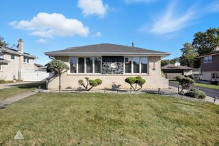 6346 90TH Street, Oak Lawn, IL 60453