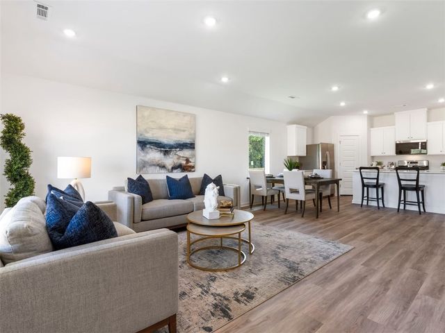 559 Nevada Street, Farmington, AR 72730