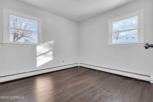 1037 Savannah Street, Toms River, NJ 08753