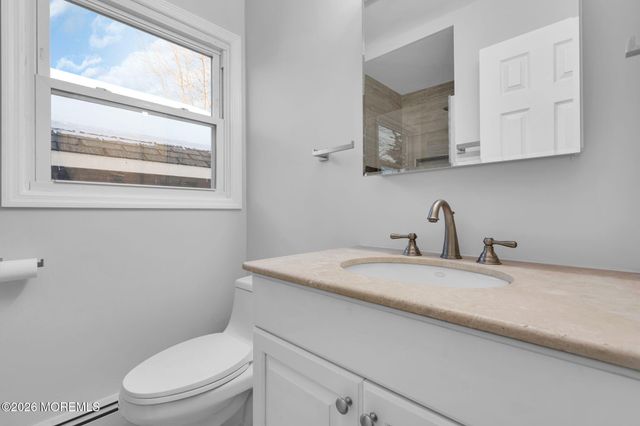 1037 Savannah Street, Toms River, NJ 08753