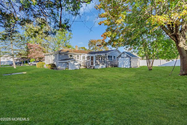 1037 Savannah Street, Toms River, NJ 08753