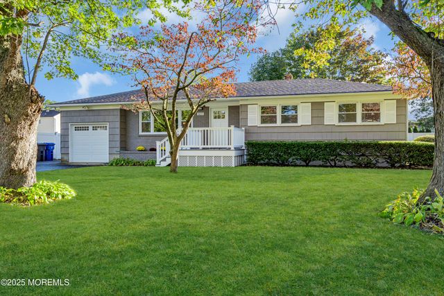 1037 Savannah Street, Toms River, NJ 08753