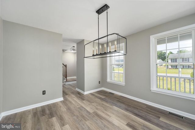 2403 PITTSTON RD, Fredericksburg, VA 22408