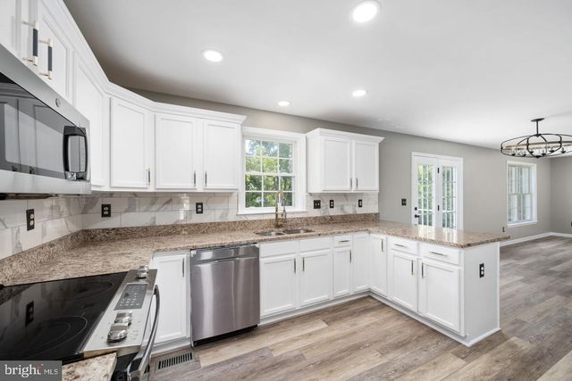 2403 PITTSTON RD, Fredericksburg, VA 22408