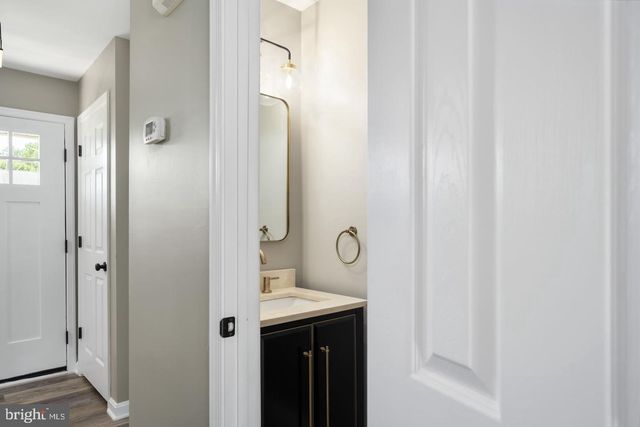 2403 PITTSTON RD, Fredericksburg, VA 22408
