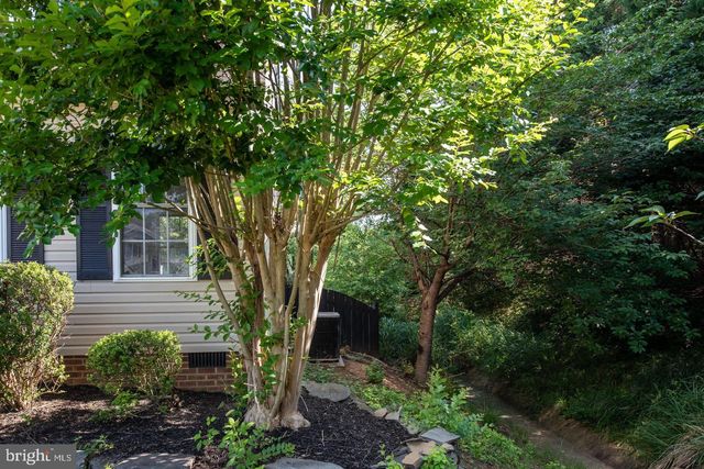 2403 PITTSTON RD, Fredericksburg, VA 22408