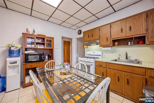 38 Stewart Street, Passaic, NJ 07055