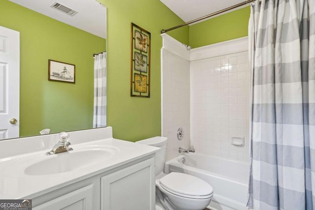 945 Club Chase Court, Roswell, GA 30076