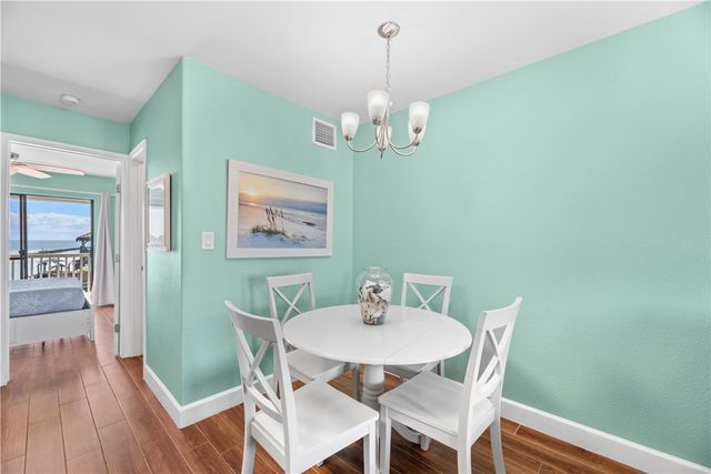 2290 N Fulton Beach 212, Rockport, TX 78382